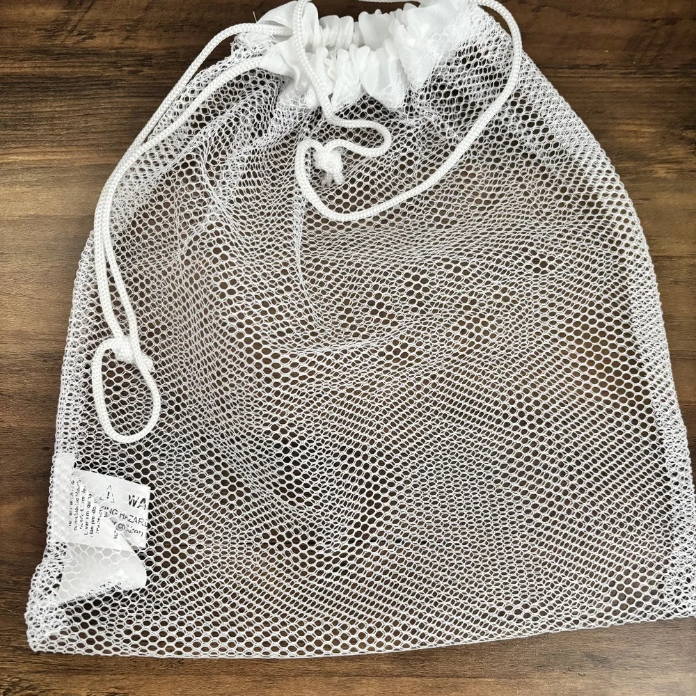Connect 4 Outdoor Beach Foam Game Pieces & Mesh Bag 21 Red 21 Yellow Replacement